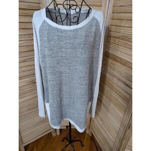 GAP Vintage Womens Sweater Colorblock Gray White sleeves Softspan Raglan Size L